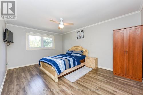 52 Courtleigh Square, Brampton, ON - Indoor Photo Showing Bedroom