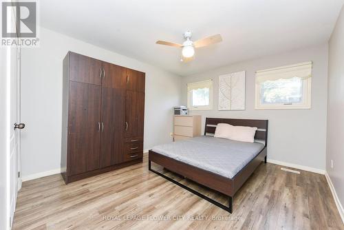 52 Courtleigh Square, Brampton, ON - Indoor Photo Showing Bedroom