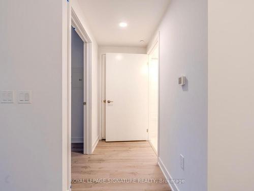 1815-234 Simcoe St, Toronto, ON - Indoor Photo Showing Other Room