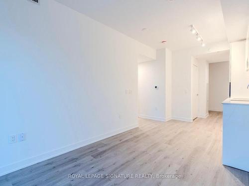 1815-234 Simcoe St, Toronto, ON - Indoor Photo Showing Other Room