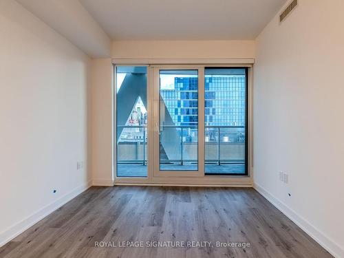 1815-234 Simcoe St, Toronto, ON - Indoor Photo Showing Other Room