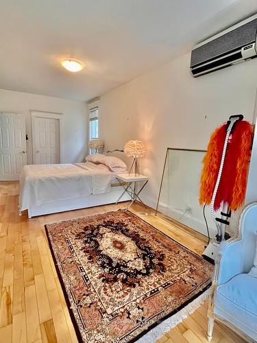 Upper-220 Rose Park Dr, Toronto, ON - Indoor Photo Showing Bedroom