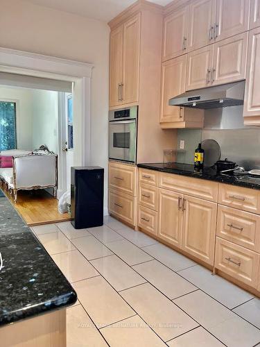 Upper-220 Rose Park Dr, Toronto, ON - Indoor Photo Showing Kitchen