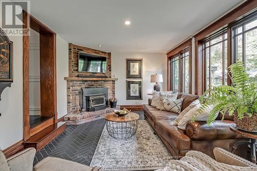 389 Torrance Street, Burlington, ON - Indoor Photo Showing Living Room With Fireplace