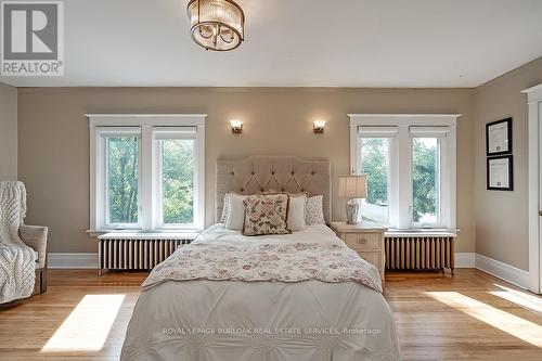 389 Torrance Street, Burlington, ON - Indoor Photo Showing Bedroom