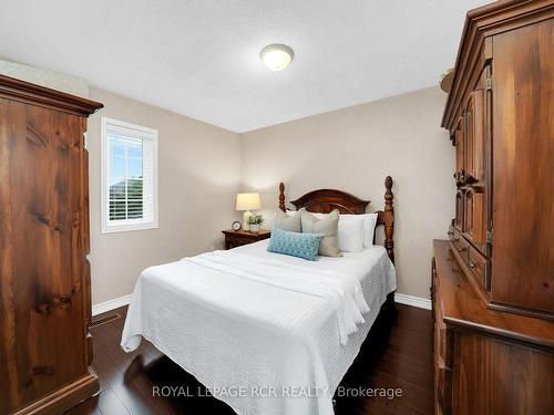 36 Palmolive St, Brampton, ON - Indoor Photo Showing Bedroom