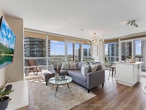 1704-2230 Lake Shore Blvd W, Toronto, ON - Indoor Photo Showing Living Room