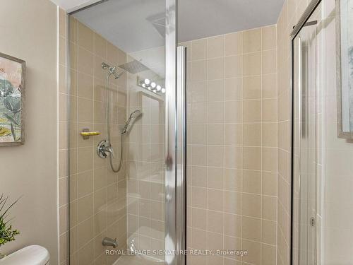 1704-2230 Lake Shore Blvd W, Toronto, ON - Indoor Photo Showing Bathroom