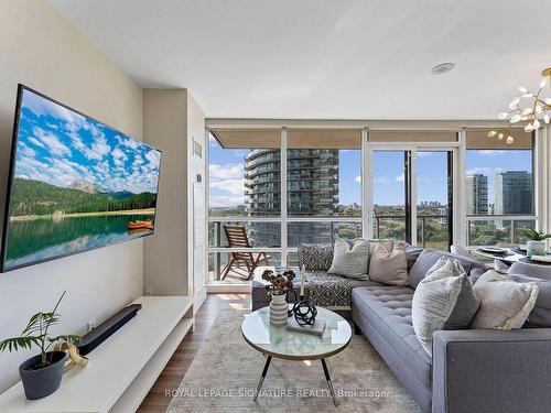 1704-2230 Lake Shore Blvd W, Toronto, ON - Indoor Photo Showing Living Room