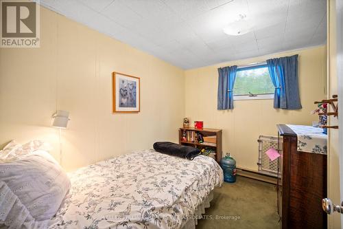 272 Dominion Street, Caledon, ON - Indoor Photo Showing Bedroom