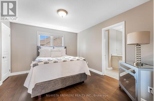 2065 Valleyrun Boulevard, London, ON - Indoor Photo Showing Bedroom