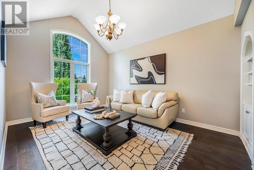 2065 Valleyrun Boulevard, London, ON - Indoor Photo Showing Living Room