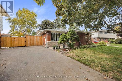 290 Brighton Court, Oshawa, ON - Outdoor