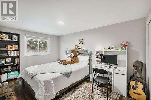 290 Brighton Court, Oshawa, ON - Indoor Photo Showing Bedroom