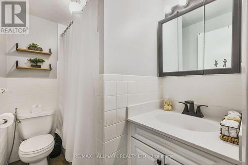 290 Brighton Court, Oshawa, ON - Indoor Photo Showing Bathroom