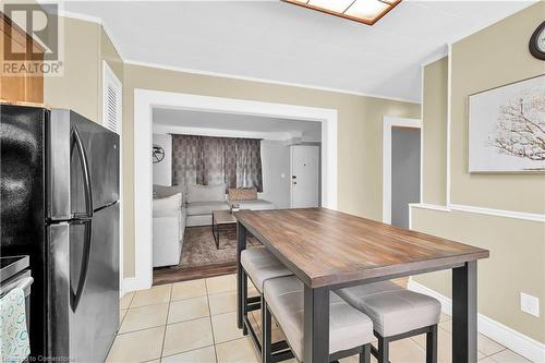 101 Warren Avenue, Hamilton, ON - Indoor Photo Showing Dining Room