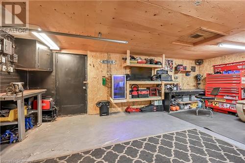 101 Warren Avenue, Hamilton, ON - Indoor Photo Showing Garage