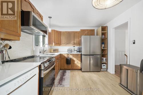 547 Barnes Crescent, Peterborough (Otonabee), ON - Indoor Photo Showing Kitchen