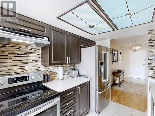 1708 - 1 Rowntree Road, Toronto, ON - Indoor Photo Showing Kitchen