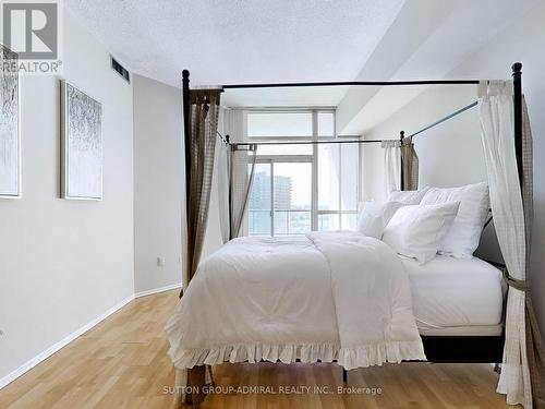 1708 - 1 Rowntree Road, Toronto, ON - Indoor Photo Showing Bedroom