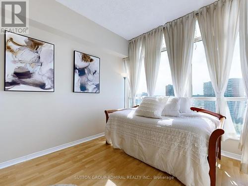 1708 - 1 Rowntree Road, Toronto, ON - Indoor Photo Showing Bedroom