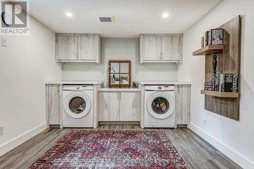 34 Connaught Avenue, Aurora, ON - Indoor Photo Showing Laundry Room