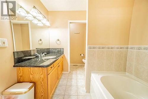 51 Ackerman Crescent, Red Deer, AB - Indoor Photo Showing Bathroom