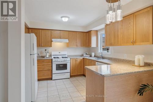 37 Gunsolus Road, Kawartha Lakes, ON - Indoor Photo Showing Kitchen