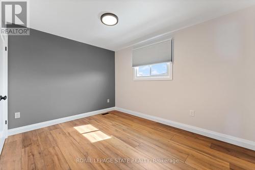 144 Ravenbury Drive, Hamilton, ON - Indoor Photo Showing Other Room