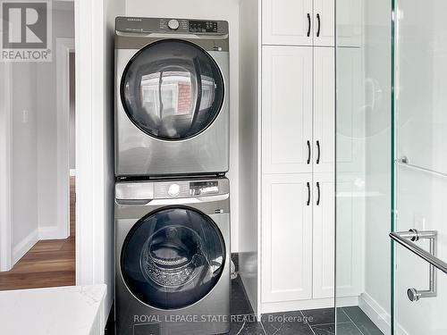 144 Ravenbury Drive, Hamilton, ON - Indoor Photo Showing Laundry Room