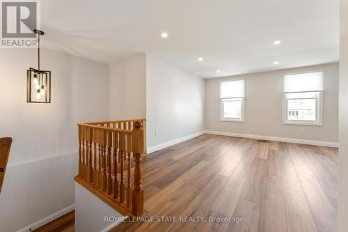 144 Ravenbury Drive, Hamilton, ON - Indoor Photo Showing Other Room