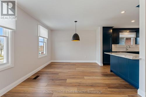 144 Ravenbury Drive, Hamilton, ON - Indoor Photo Showing Other Room