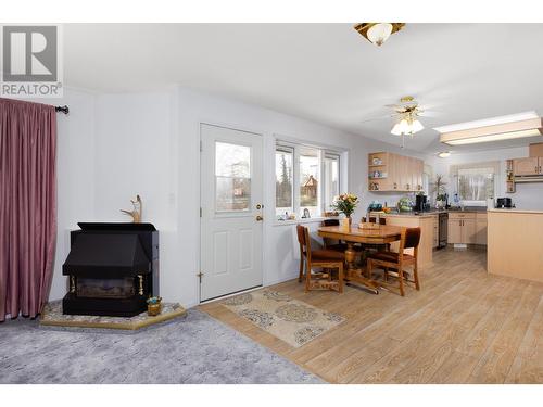 8011 Thompson Road, Kimberley, BC - Indoor Photo Showing Dining Room