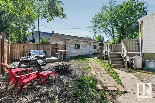 12735 124 St Nw, Edmonton, AB - Outdoor