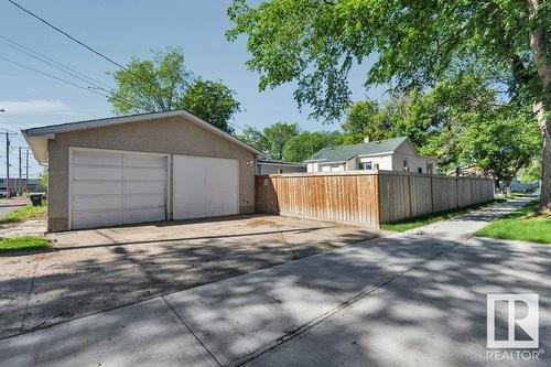 12735 124 St Nw, Edmonton, AB - Outdoor