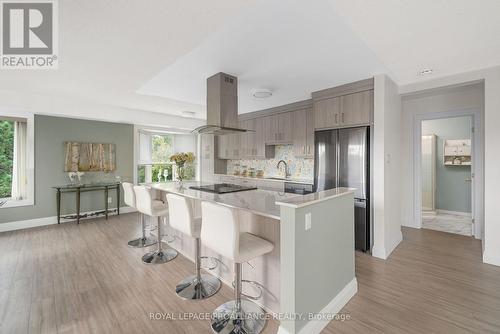 321 - 8 Talbot Street, Prince Edward County (Picton), ON - Indoor Photo Showing Kitchen