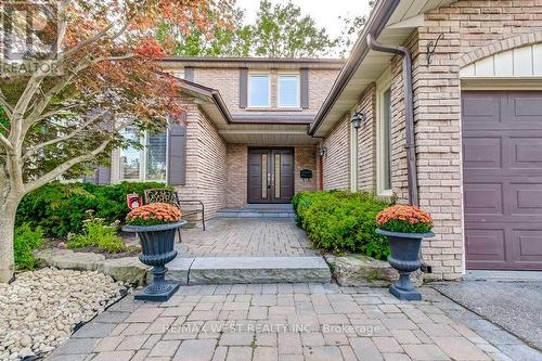 817 Damien Way, Mississauga, ON - Outdoor