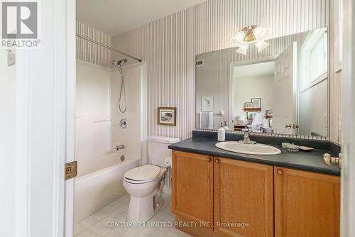 1626 Ramblewood Drive, Peterborough (Otonabee), ON - Indoor Photo Showing Bathroom