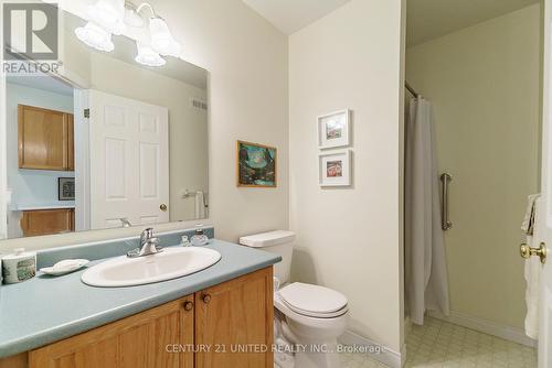 1626 Ramblewood Drive, Peterborough (Otonabee), ON - Indoor Photo Showing Bathroom