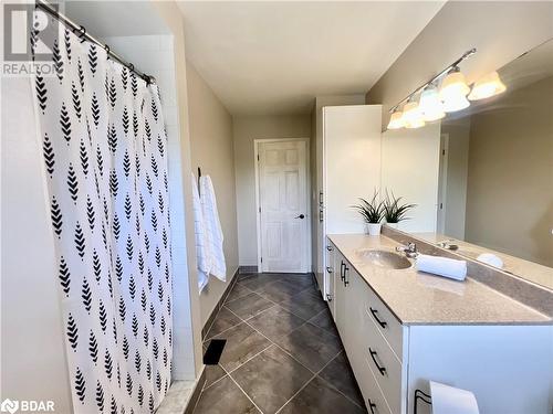 2065 Melrose Road, Tyendinaga, ON - Indoor Photo Showing Bathroom