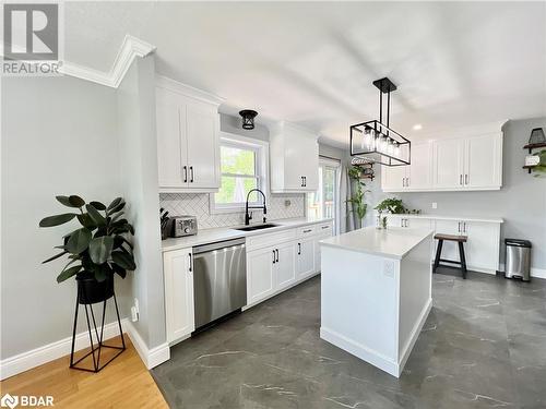 2065 Melrose Road, Tyendinaga, ON - Indoor Photo Showing Kitchen With Upgraded Kitchen