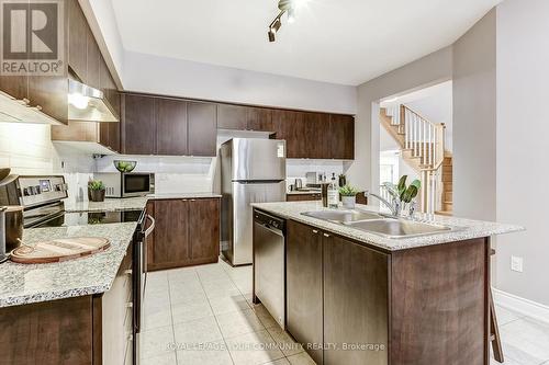 66 Courting House Place, Georgina, ON - Indoor Photo Showing Kitchen With Double Sink