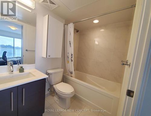 701 - 58 Orchard View Boulevard, Toronto, ON - Indoor Photo Showing Bathroom