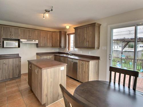 Cuisine - 231 4E Avenue O., Landrienne, QC - Indoor Photo Showing Kitchen With Double Sink