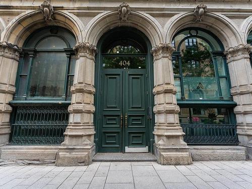 Exterior entrance - 203-404 Rue Mcgill, Montréal (Ville-Marie), QC - Outdoor With Facade