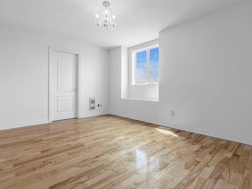 Bedroom - 7 Rue Vincent-Blouin, Kirkland, QC - Indoor Photo Showing Other Room