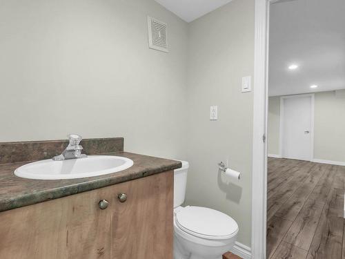 Salle d'eau - 7 Rue Vincent-Blouin, Kirkland, QC - Indoor Photo Showing Bathroom