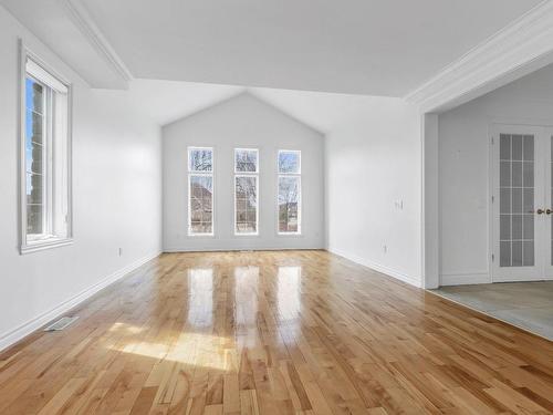 Family room - 7 Rue Vincent-Blouin, Kirkland, QC - Indoor Photo Showing Other Room