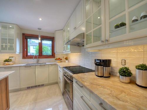 Cuisine - 3130 Ch. Des Prairies, Brossard, QC - Indoor Photo Showing Kitchen With Upgraded Kitchen