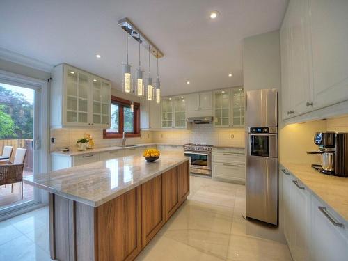 Cuisine - 3130 Ch. Des Prairies, Brossard, QC - Indoor Photo Showing Kitchen With Upgraded Kitchen